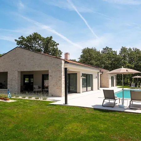Villa Vista By Briskva